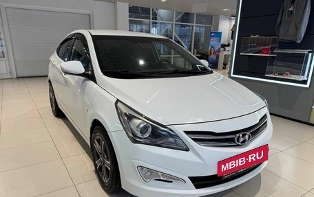 Hyundai Solaris II рестайлинг, 2016 год, 1 029 000 рублей, 3 фотография