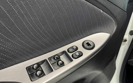 Hyundai Solaris II рестайлинг, 2016 год, 1 029 000 рублей, 11 фотография