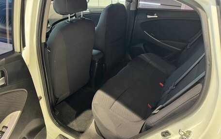 Hyundai Solaris II рестайлинг, 2016 год, 1 029 000 рублей, 12 фотография