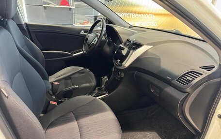 Hyundai Solaris II рестайлинг, 2016 год, 1 029 000 рублей, 18 фотография