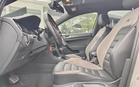 Volkswagen Golf VII, 2017 год, 1 450 000 рублей, 9 фотография