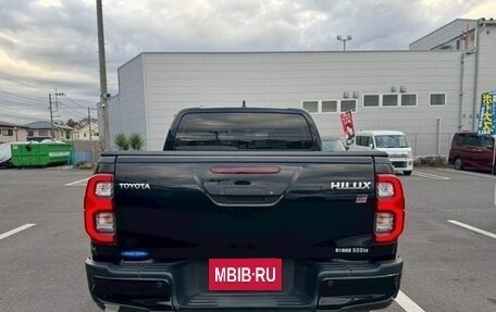 Toyota Hilux VIII, 2023 год, 4 400 000 рублей, 4 фотография