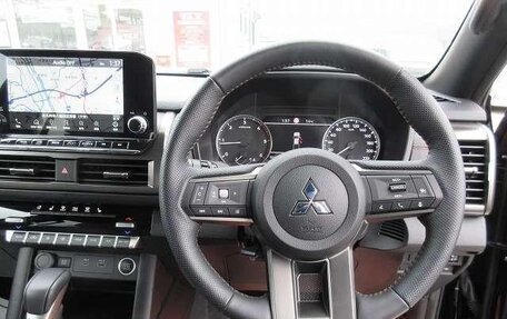 Mitsubishi Triton, 2025 год, 4 600 000 рублей, 10 фотография