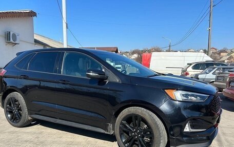 Ford Edge II рестайлинг, 2019 год, 3 050 000 рублей, 5 фотография