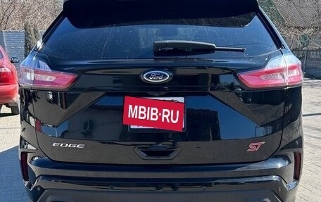 Ford Edge II рестайлинг, 2019 год, 3 050 000 рублей, 2 фотография