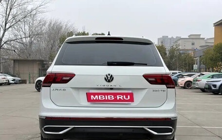 Volkswagen Tiguan II, 2022 год, 2 100 855 рублей, 5 фотография