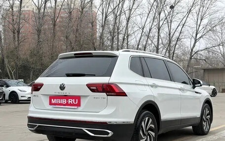 Volkswagen Tiguan II, 2022 год, 2 100 855 рублей, 6 фотография