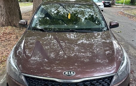 KIA Rio IV, 2021 год, 1 720 000 рублей, 1 фотография