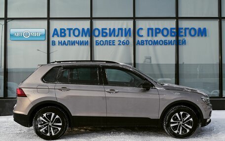 Volkswagen Tiguan II, 2019 год, 2 299 000 рублей, 6 фотография
