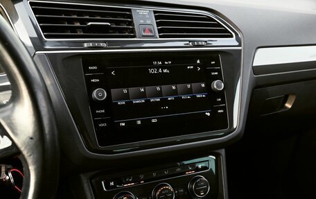 Volkswagen Tiguan II, 2019 год, 2 299 000 рублей, 11 фотография