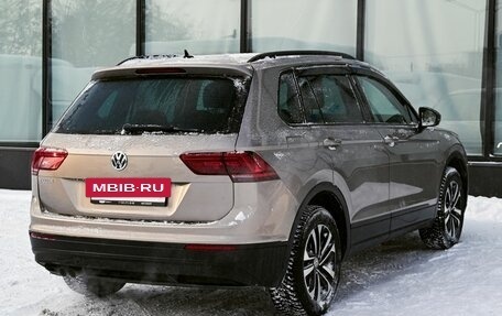 Volkswagen Tiguan II, 2019 год, 2 299 000 рублей, 5 фотография