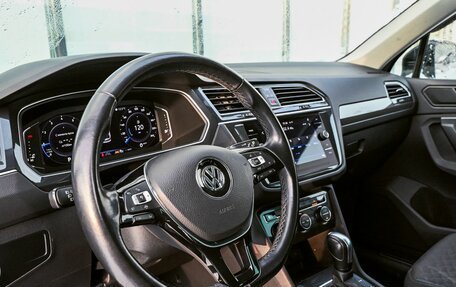 Volkswagen Tiguan II, 2019 год, 2 299 000 рублей, 15 фотография