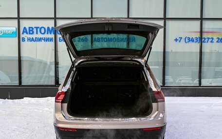 Volkswagen Tiguan II, 2019 год, 2 299 000 рублей, 20 фотография