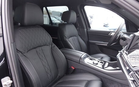 BMW X5, 2025 год, 65 000 000 рублей, 31 фотография