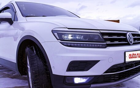 Volkswagen Tiguan II, 2020 год, 3 600 000 рублей, 4 фотография