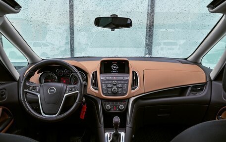 Opel Zafira C рестайлинг, 2013 год, 1 249 000 рублей, 19 фотография