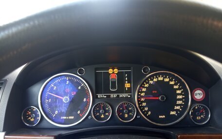 Volkswagen Touareg III, 2004 год, 650 000 рублей, 9 фотография