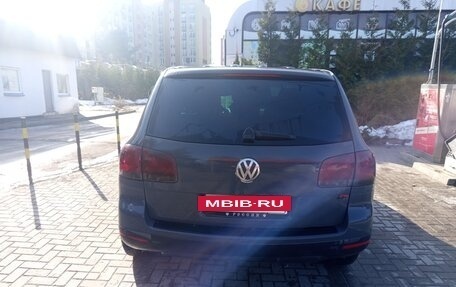 Volkswagen Touareg III, 2004 год, 650 000 рублей, 4 фотография