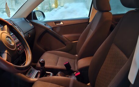 Volkswagen Tiguan I, 2014 год, 1 395 000 рублей, 10 фотография