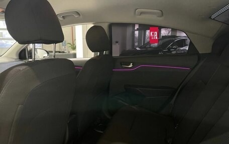 Hyundai Solaris II рестайлинг, 2021 год, 1 789 900 рублей, 13 фотография