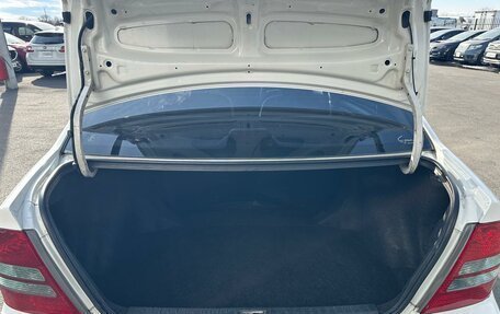 Toyota Corolla, 2003 год, 599 999 рублей, 19 фотография