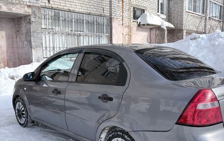 Chevrolet Aveo III, 2010 год, 300 000 рублей, 4 фотография