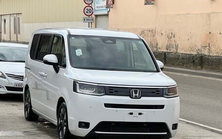 Honda Stepwgn, 2022 год, 2 550 000 рублей, 8 фотография