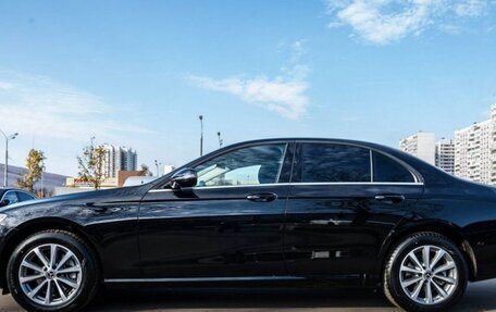 Mercedes-Benz E-Класс, 2019 год, 5 000 000 рублей, 6 фотография