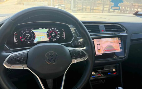 Volkswagen Tiguan II, 2023 год, 3 250 001 рублей, 8 фотография