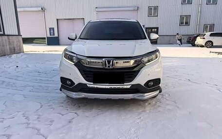 Honda Vezel, 2022 год, 1 750 000 рублей, 2 фотография