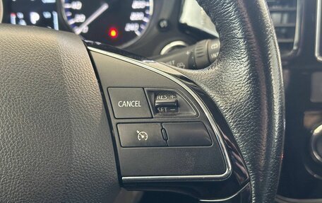 Mitsubishi Outlander III рестайлинг 3, 2018 год, 2 197 000 рублей, 12 фотография