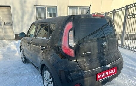 KIA Soul II рестайлинг, 2017 год, 1 425 000 рублей, 2 фотография