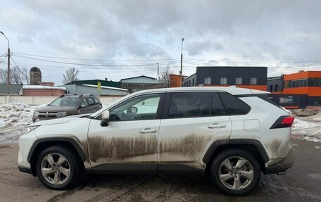 Toyota RAV4, 2021 год, 3 750 000 рублей, 2 фотография