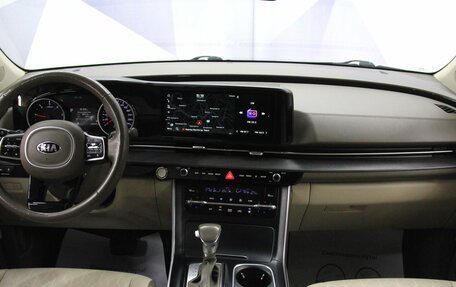 KIA Carnival, 2021 год, 3 360 500 рублей, 13 фотография