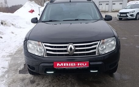 Renault Duster I рестайлинг, 2015 год, 740 000 рублей, 2 фотография