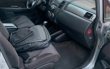 Nissan Tiida, 2011 год, 750 000 рублей, 11 фотография