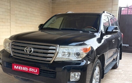 Toyota Land Cruiser 200, 2012 год, 3 400 000 рублей, 8 фотография