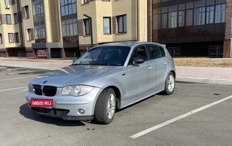 BMW 1 серия, 2005 год, 650 000 рублей, 1 фотография