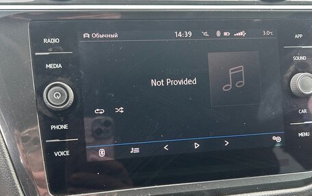 Volkswagen Tiguan II, 2018 год, 2 185 000 рублей, 9 фотография