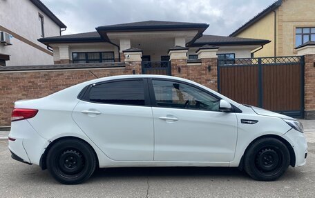 KIA Rio III рестайлинг, 2016 год, 390 000 рублей, 2 фотография