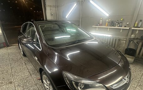 Opel Astra J, 2014 год, 1 100 000 рублей, 19 фотография