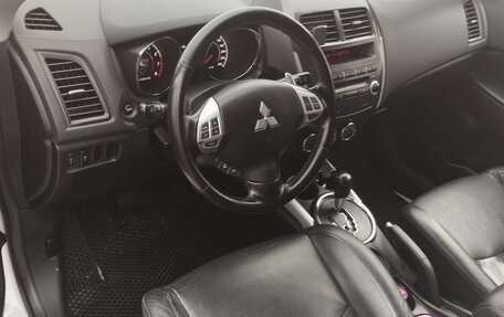 Mitsubishi ASX I рестайлинг, 2011 год, 1 000 000 рублей, 24 фотография