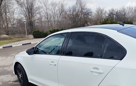 Volkswagen Jetta VI, 2014 год, 950 000 рублей, 3 фотография