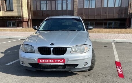 BMW 1 серия, 2005 год, 650 000 рублей, 2 фотография