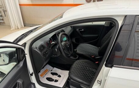 Volkswagen Polo VI (EU Market), 2018 год, 923 000 рублей, 6 фотография