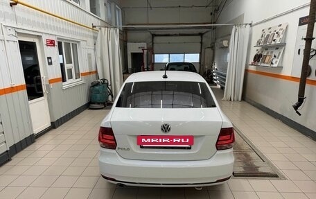 Volkswagen Polo VI (EU Market), 2018 год, 923 000 рублей, 4 фотография