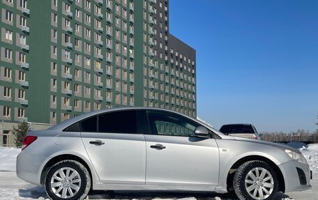 Chevrolet Cruze II, 2013 год, 700 000 рублей, 5 фотография
