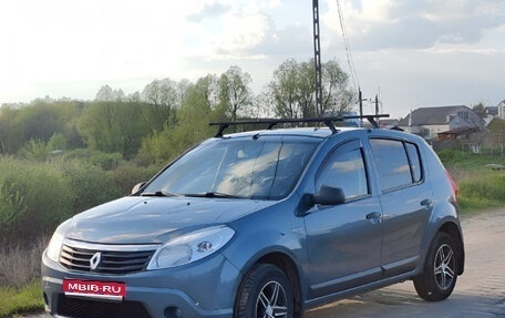 Renault Sandero I, 2013 год, 680 000 рублей, 1 фотография