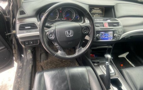 Honda Crosstour I рестайлинг, 2013 год, 1 850 000 рублей, 1 фотография