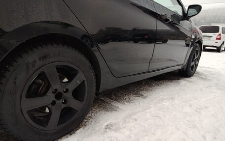 Hyundai Solaris II рестайлинг, 2014 год, 865 000 рублей, 16 фотография